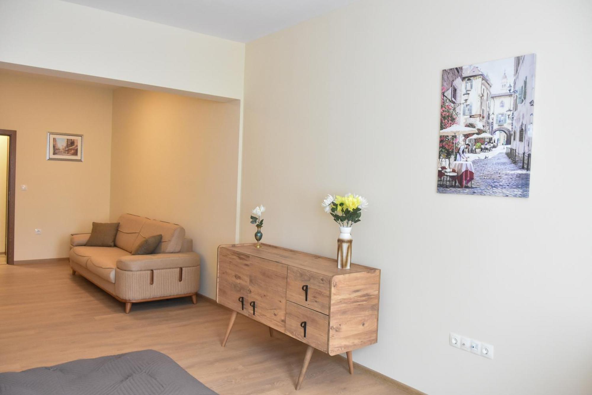 Trimaya Apartment - Comfort In The Top City Center Varna Exterior photo